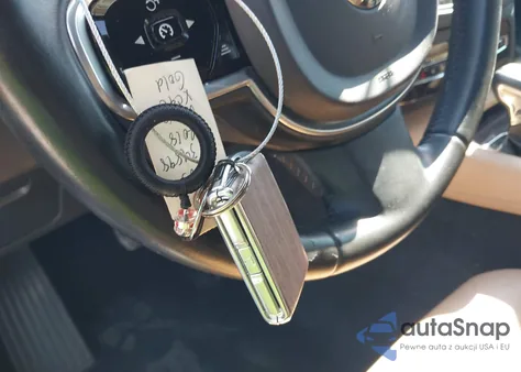 2018 Volvo Xc90 T6 Momentum z USA, uszkodzony, nr VIN YV4A22PK4J1322389